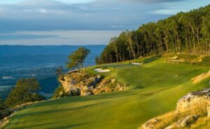 McLemore 18th Hole, McLemore Golf School Experience, John Hughes Golf, Top 10 Finishing Hole in the World, Links Magazine